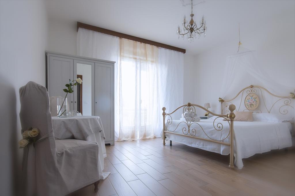 B&B Rosa Del Garda Lazise Bagian luar foto